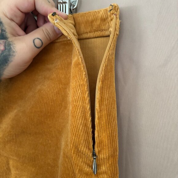 SO Women's Cordaroy Lace up Mustard Yellow Mini Skirt Size 11/30 Punk Fall - Picture 4 of 9